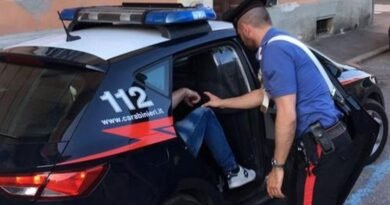 91enne tenta di uccidere la moglie: salvata da una parente