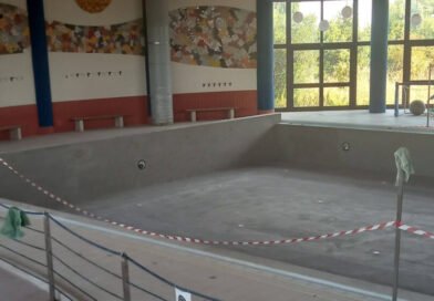 Piscina. Botta e risposta politica sulla mancata riapertura e sui costi