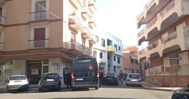Assalto con esplosivo al bancomat del MPS di via Flora