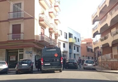 Assalto con esplosivo al bancomat del MPS di via Flora